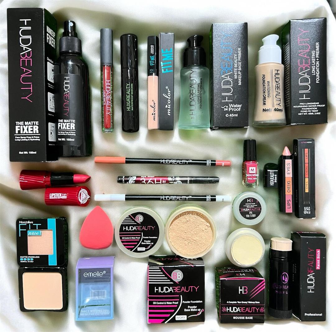 24-Piece Professional Makeup Kit | Full Face Beauty Set | Foundation, Primer, Lipstick, Mascara & More | Gift Set for Women